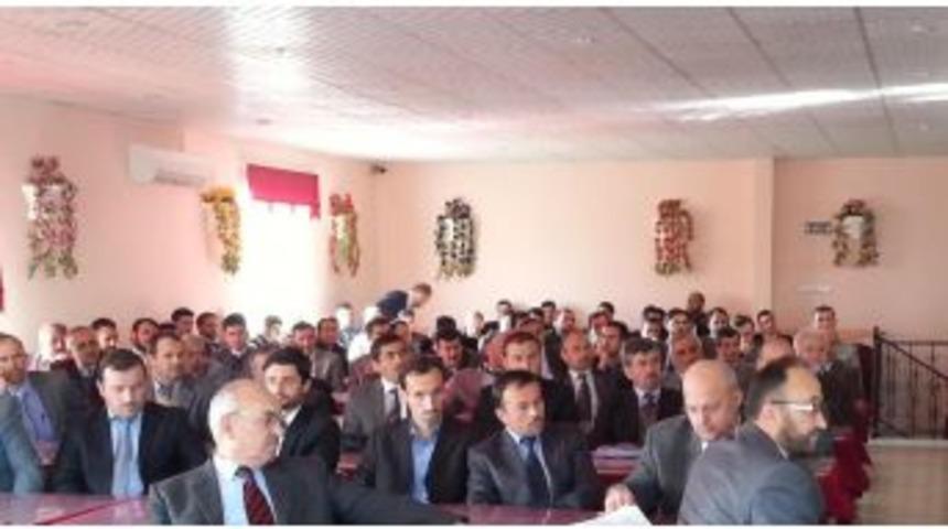 İl M&uuml;ft&uuml;s&uuml; &Ouml;zt&uuml;rk Kavak'ta Din G&ouml;revlilerine Seslendi