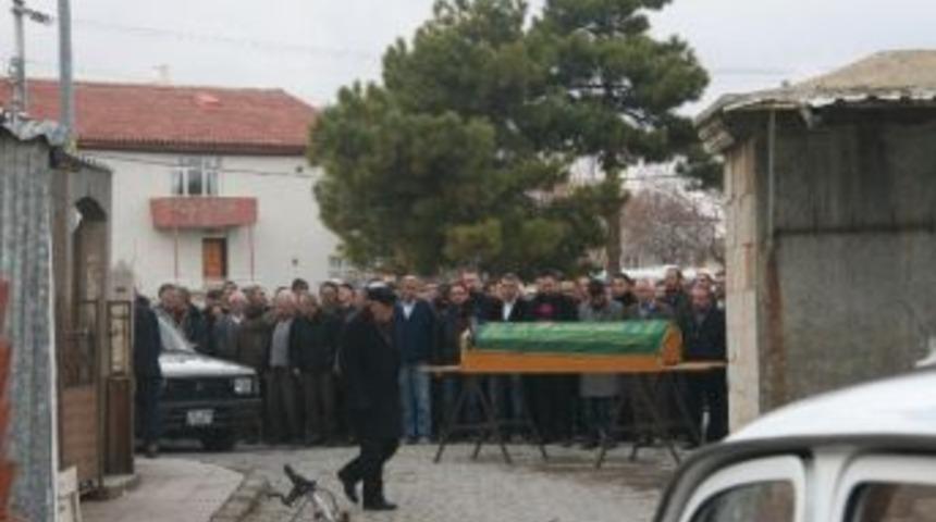 Gamze Uslu Memleketinde Toprağa Verildi