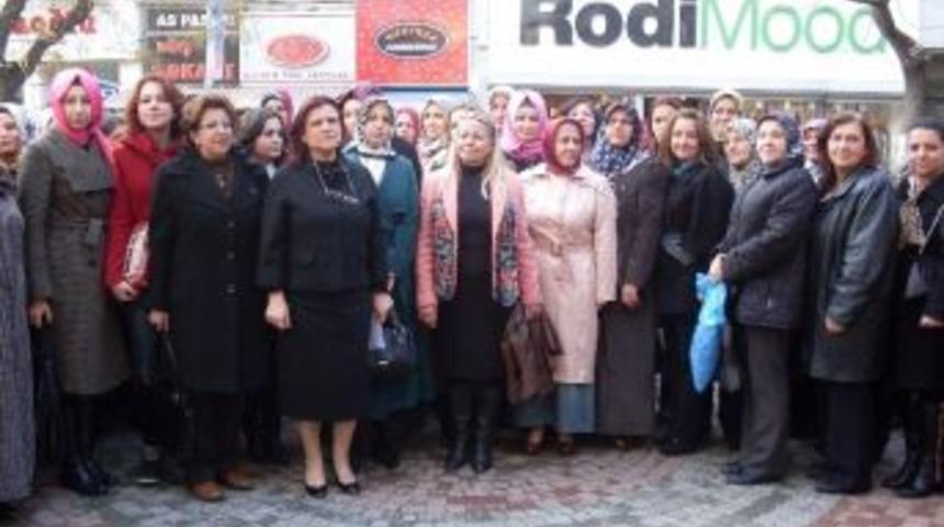 Eskişehir Ak Partili Kadınlardan Kamer Gen&ccedil;&rsquo;e Tepki