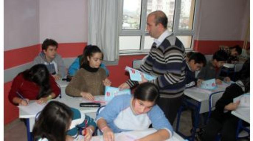 Demiraslan: &Ouml;ğrenci Ve Velilerimizi Yarı Yolda Bırakamayız