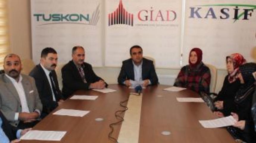 "Dar Gelirlilerin Elindeki Tek Alternatif Dershaneler"