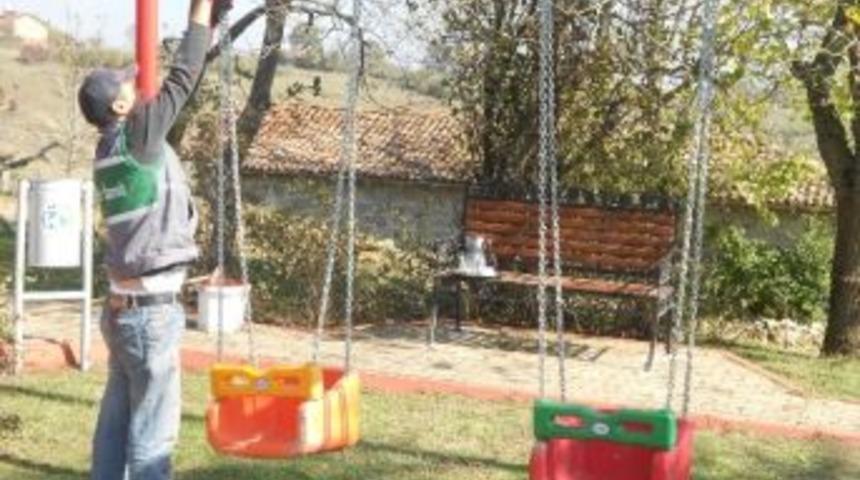 İzmit Belediyesi&rsquo;nden K&ouml;ylerde Park Seferberliği