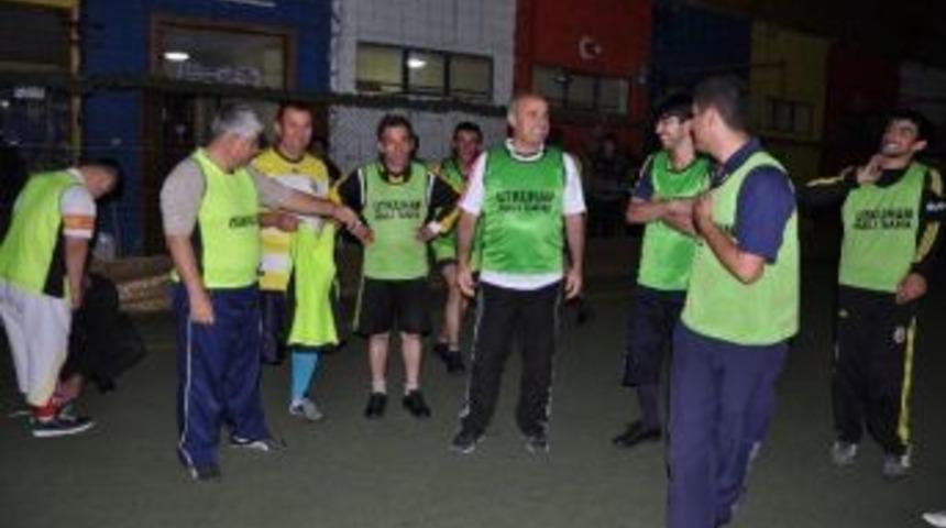 Sorgun&rsquo;da Engellilerle B&uuml;rokratlar Futbol Ma&ccedil;ı Yaptı