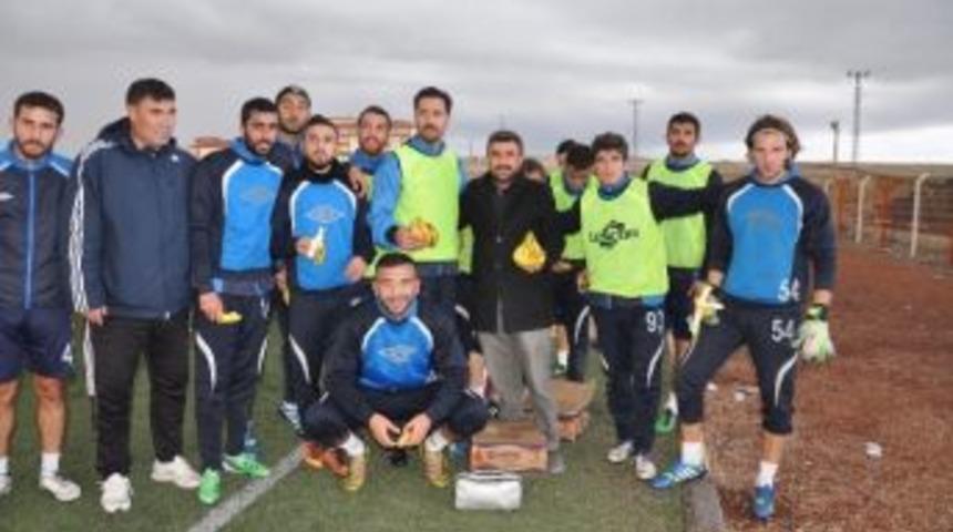 Taraftarlardan Sorgun Belediyespor&rsquo;a Moral Desteği