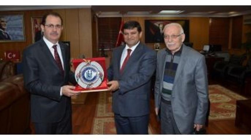 Rekt&ouml;r Coşkun, G&uuml;m&uuml;şhane Valisini Ziyaret Etti