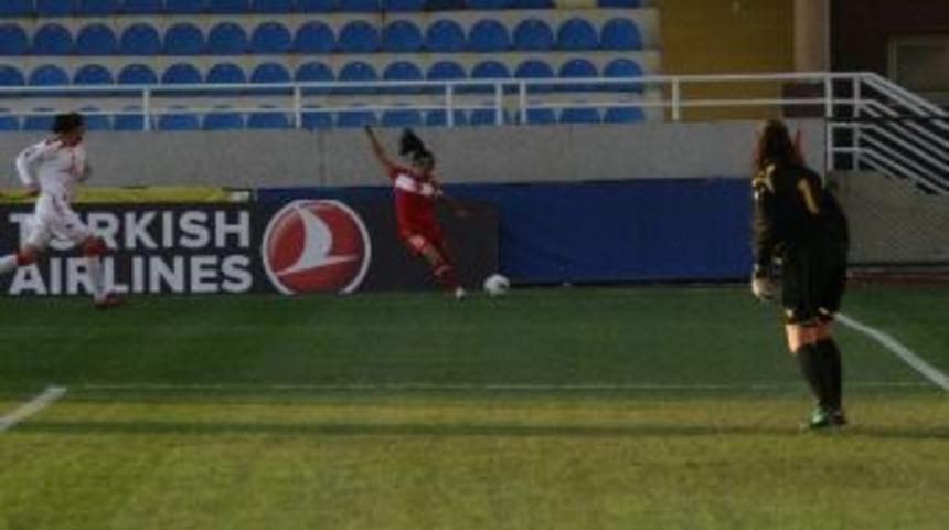 2015 Fıfa Kadınlar D&uuml;nya Kupası Avrupa Elemeleri Grup Ma&ccedil;ı