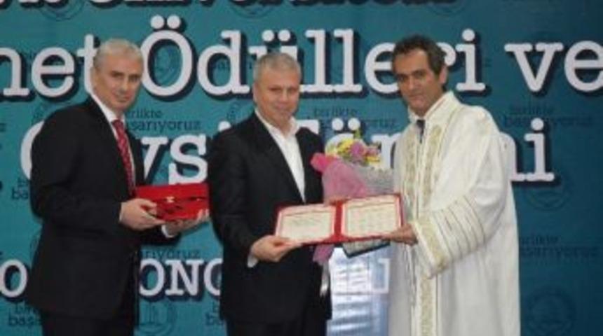 Be&uuml;&rsquo;de Bilim - Hizmet &Ouml;d&uuml;lleri Ve Akademik Giysi T&ouml;reni