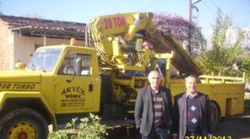 Kiraz'ın Umurcalı K&ouml;y&uuml;'n&uuml;n Elektrik &Ccedil;ilesi Bitiyor