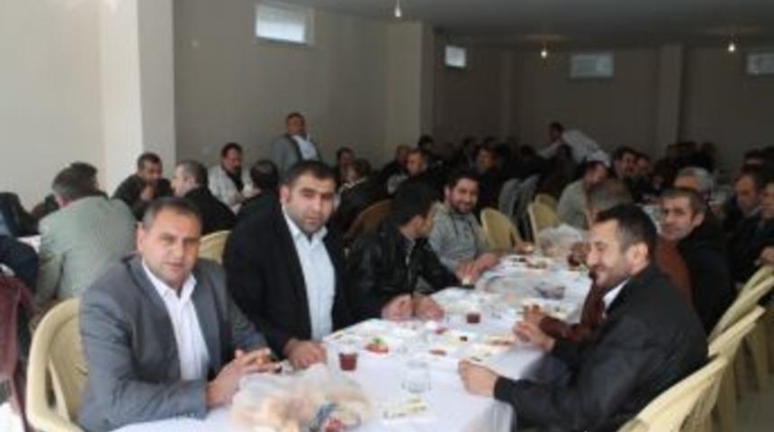 Meclis &Uuml;yeliği İ&ccedil;in Hemşerilerinden Destek İstedi