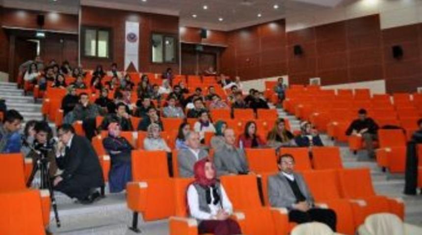 G&uuml;m&uuml;şhane&rsquo;de Zeki Kadirbeyoğlu Paneli D&uuml;zenlendi