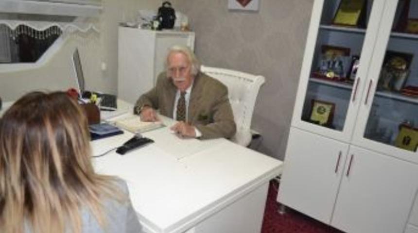 Eşref Kol&ccedil;ak, 70 Yılda 128 Filmde Rol Aldı