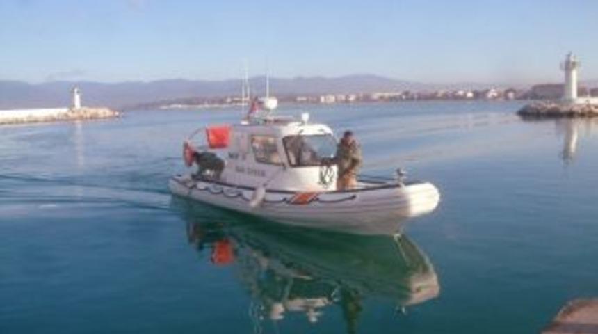 Ege Denizi'nde M&uuml;ltecileri Taşıyan Bot Battı: 4 &Ouml;l&uuml;