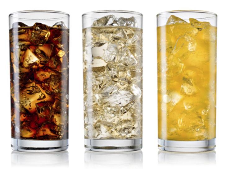 Şekerli ve gazlı i&ccedil;eceklere dikkat!