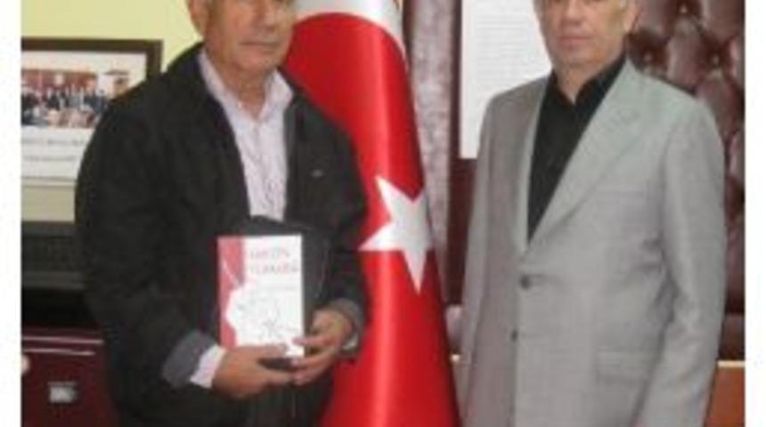 Eğitimci Şair İzmir&rsquo;den &Ouml;demiş Muhtarlar Derneği&rsquo;ne Ziyaret