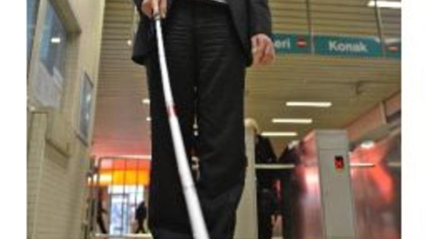 İzmir Metrosu'nda "akıllı İşitme Sistemi" Devrede