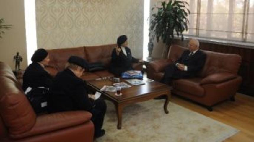 Kıdemli İzcilerden Yaşar&rsquo;a Teşekk&uuml;r