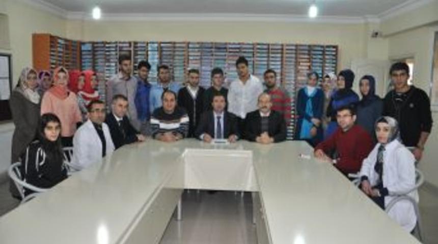 Muş'taki Dershane Y&ouml;neticileri 8 Soruya Cevap Bekliyor