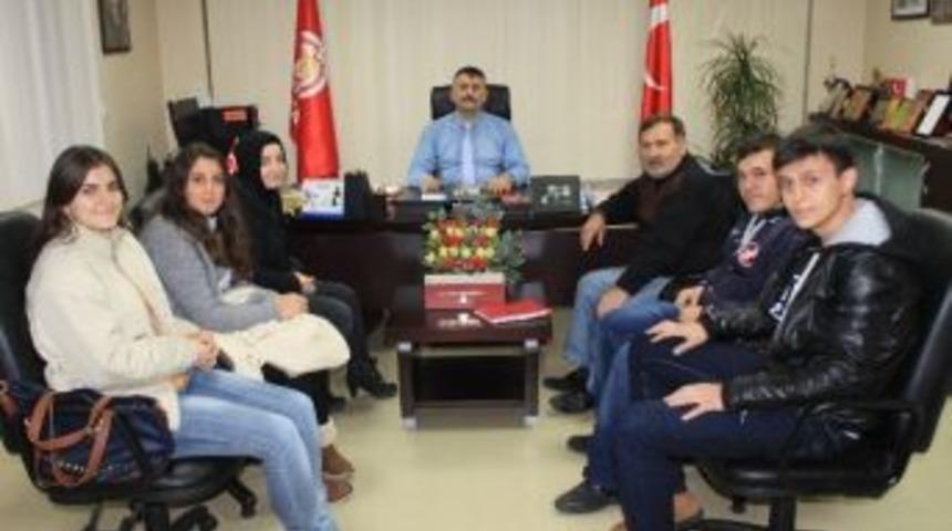 İtfaiyecinin 29 Yıllık Alevlerle Savaşı Tiyatroda