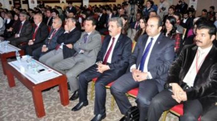 1. Akraba T&uuml;rk Toplulukları Gen&ccedil;lik Kurultayı Başladı