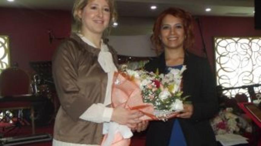 Coş, &Ouml;ğretmenlerin &ldquo;24 Kasım&rdquo; Sevincini Paylaştı