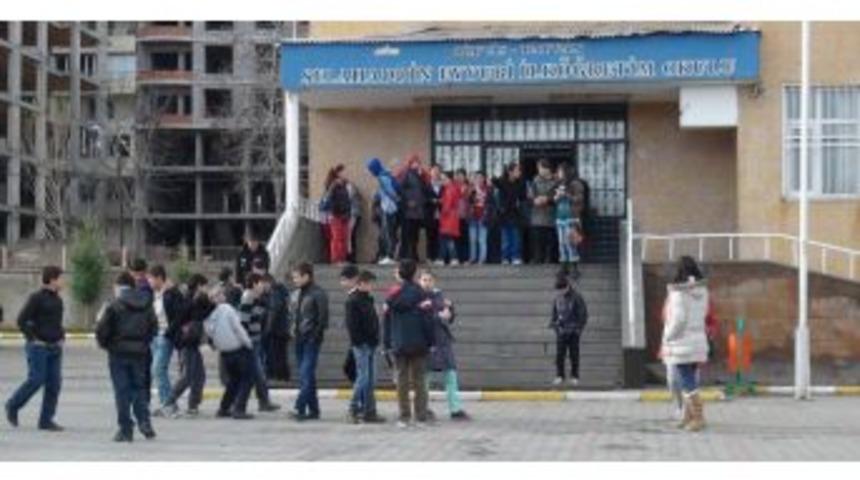 Dershaneye Giden &Ouml;ğrenciler TEOG Sınavını Kolay Buldu