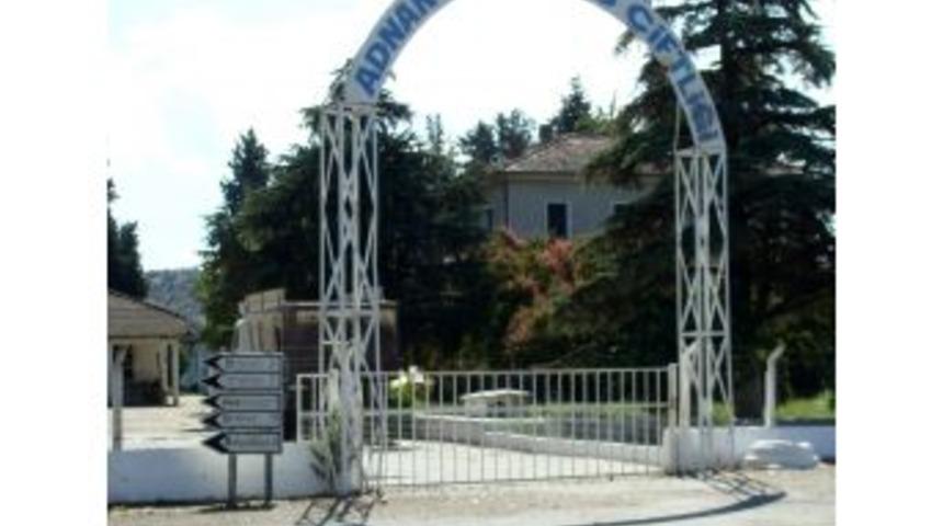 Menderes'in K&ouml;y&uuml;nde 'Demokrasi Meydanı' Yapılacak