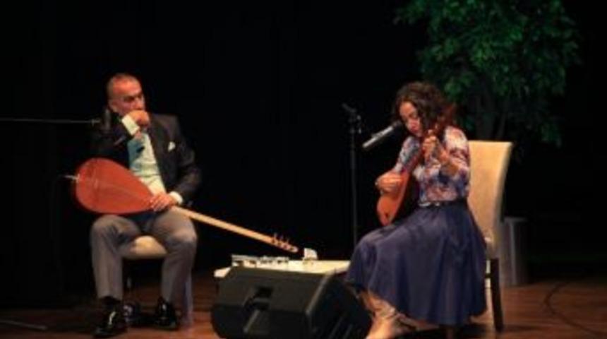 K&uuml;&ccedil;&uuml;k&ccedil;ekmece&rsquo;de &Ouml;zlem Taner&rsquo;den T&uuml;rk&uuml; Ziyafeti