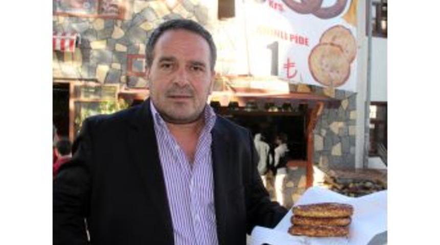 Susam Ve Un Zamlandı, Simit Piyasası Kızıştı