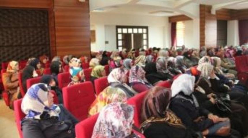 Sakarya M&uuml;ft&uuml;l&uuml;ğ&uuml;'nden "mutlu Aile Ve Başarılı &Ccedil;ocuk" Konferansı&rlm;