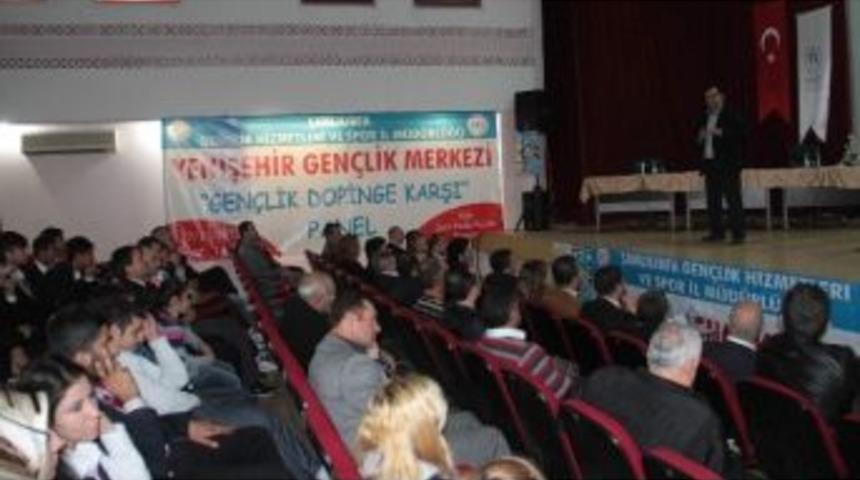 "gen&ccedil;lik Dopinge Karşı" Paneli