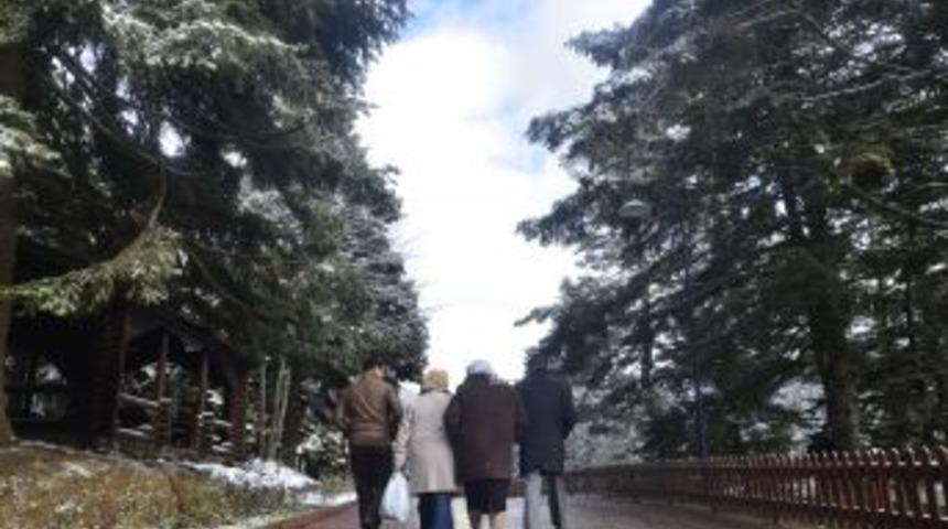 Kar Ve G&uuml;neş Eşsiz Manzaraya D&ouml;n&uuml;şt&uuml;