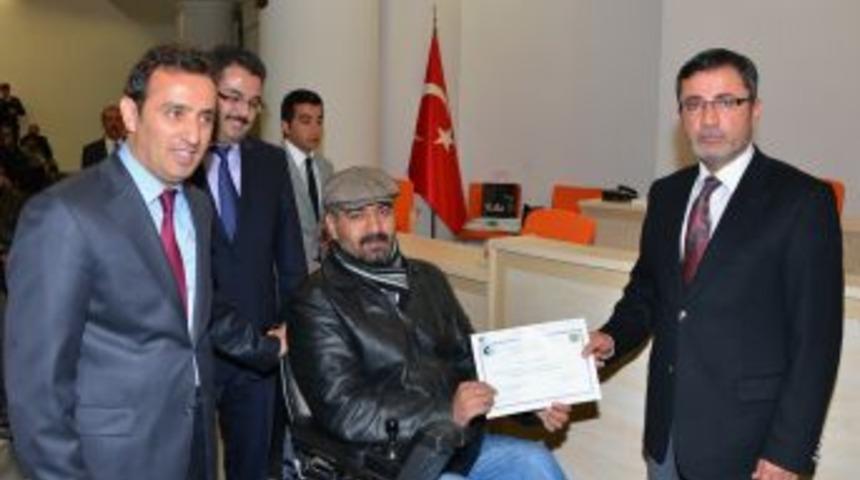 Girişimcilik Eğitimi Alan 400 Kişiye Sertifika Verildi