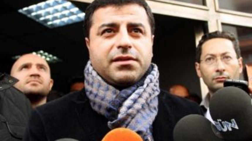 Demirtaş'tan G&uuml;ndeme İlişkin A&ccedil;ıklamalar