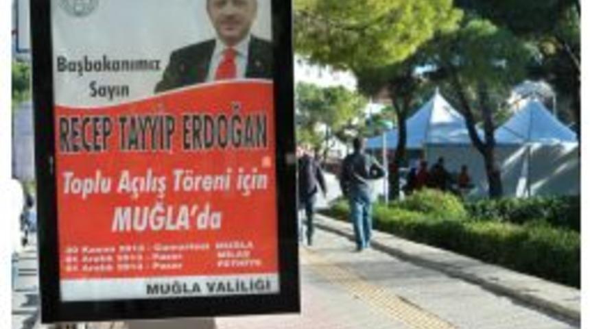 Başbakanın G&uuml;zergahındaki Dershane Afişleri Kaldırıldı, G&ouml;steri Yasaklandı