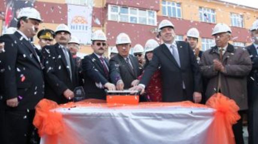 Hitit &Uuml;niversitesi Meslek Y&uuml;ksek Okulu'nun Yeni Binasının Temeli Atıldı
