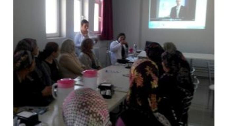 Kadınlara Meme Kanseri Hakkında Bilgi Verildi