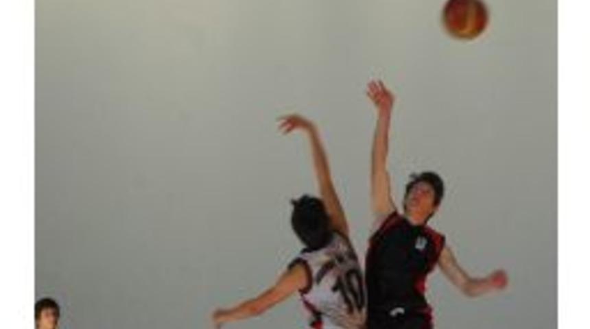 Potanın Kralı Değişmedi