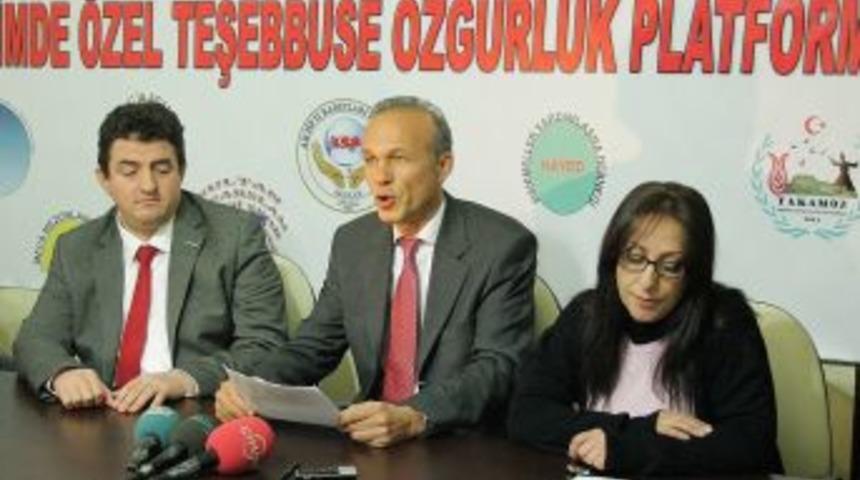 Kars'ta 20 STK Dershanelerin Kapatılmasına Karşı Olduklarını A&ccedil;ıkladı