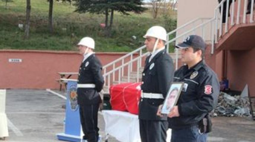 Polis Memuruna Hazin Cenaze T&ouml;reni