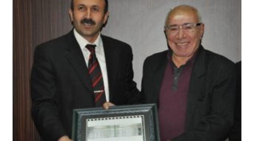 İlyas Salman, 42 Yıl Sonra Okulunu Ziyaret Etti