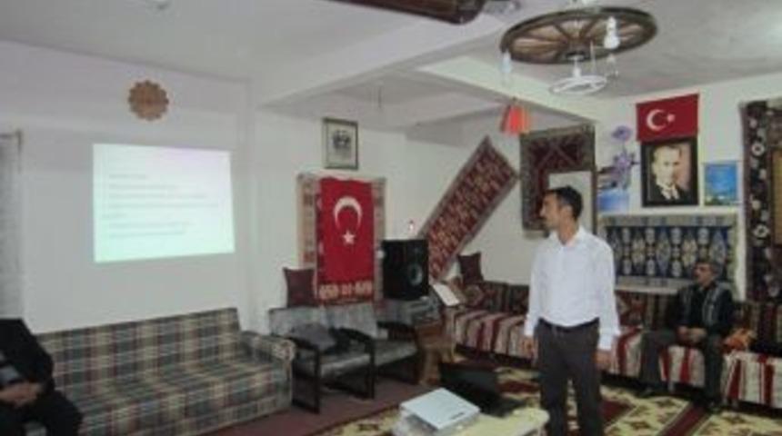 Karaş K&ouml;y&uuml;nde &Ccedil;ift&ccedil;i Eğitimi Yapıldı