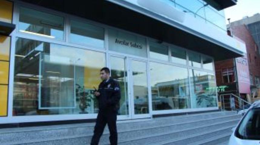 Avcılar&rsquo;da Banka Soygunu