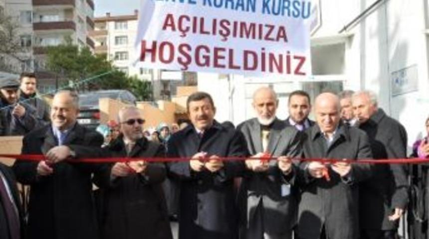 Darıca&rsquo;da A&ccedil;ılışlar S&uuml;r&uuml;yor