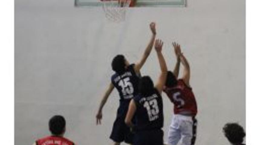 Olaylı Ma&ccedil;ta Fen Lisesi, Bafra Basketbol Şampiyonu Oldu