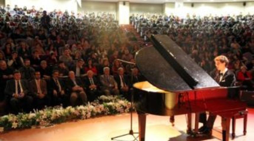 Tokat&rsquo;ta Piyano Resitali