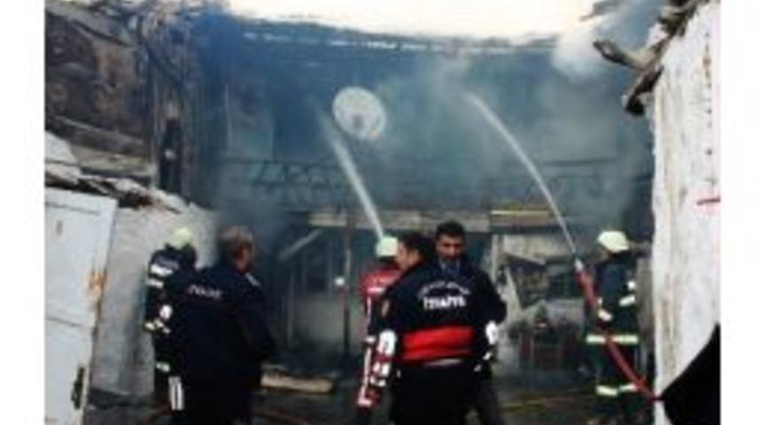 &Ccedil;ankırı'da Ev Yangını