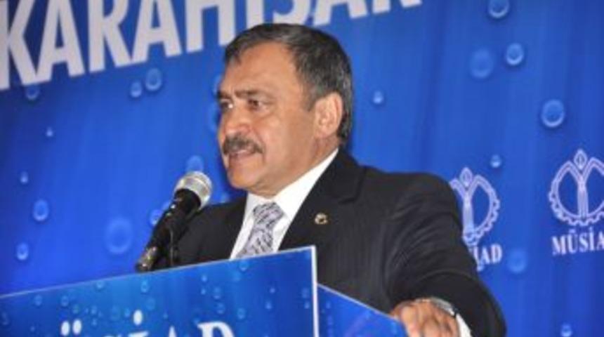 Bakan Eroğlu: Dershaneler Meselesinin Vatandaşlara Iyi Anlatılması Lazım