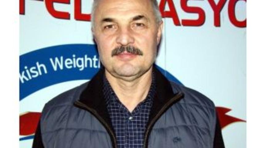 Cezalı Halterci Nurcan Taylan Geri D&ouml;n&uuml;yor