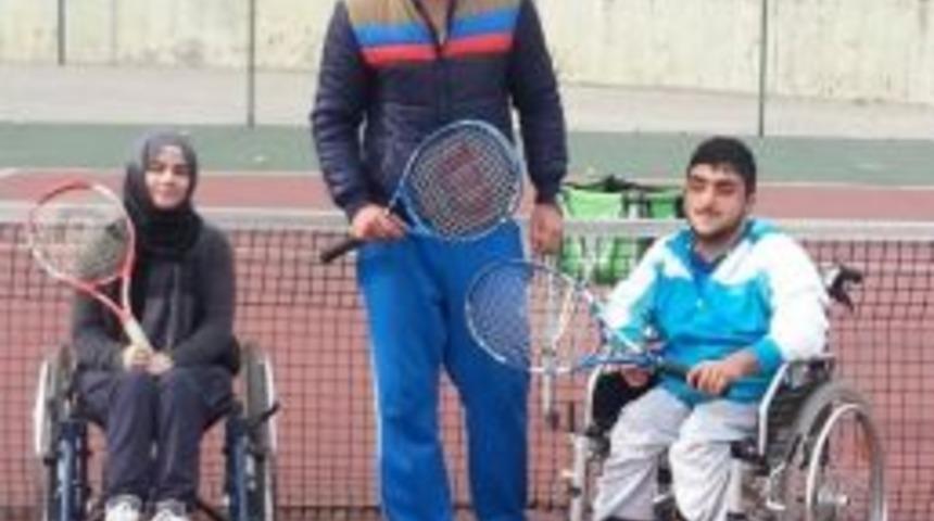 Sefa Tenis Oynayacak Partneri Buldu