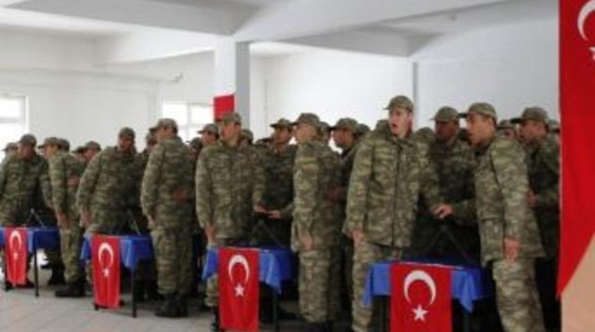 Rekt&ouml;r Coşkun, Yemin T&ouml;renine Katıldı